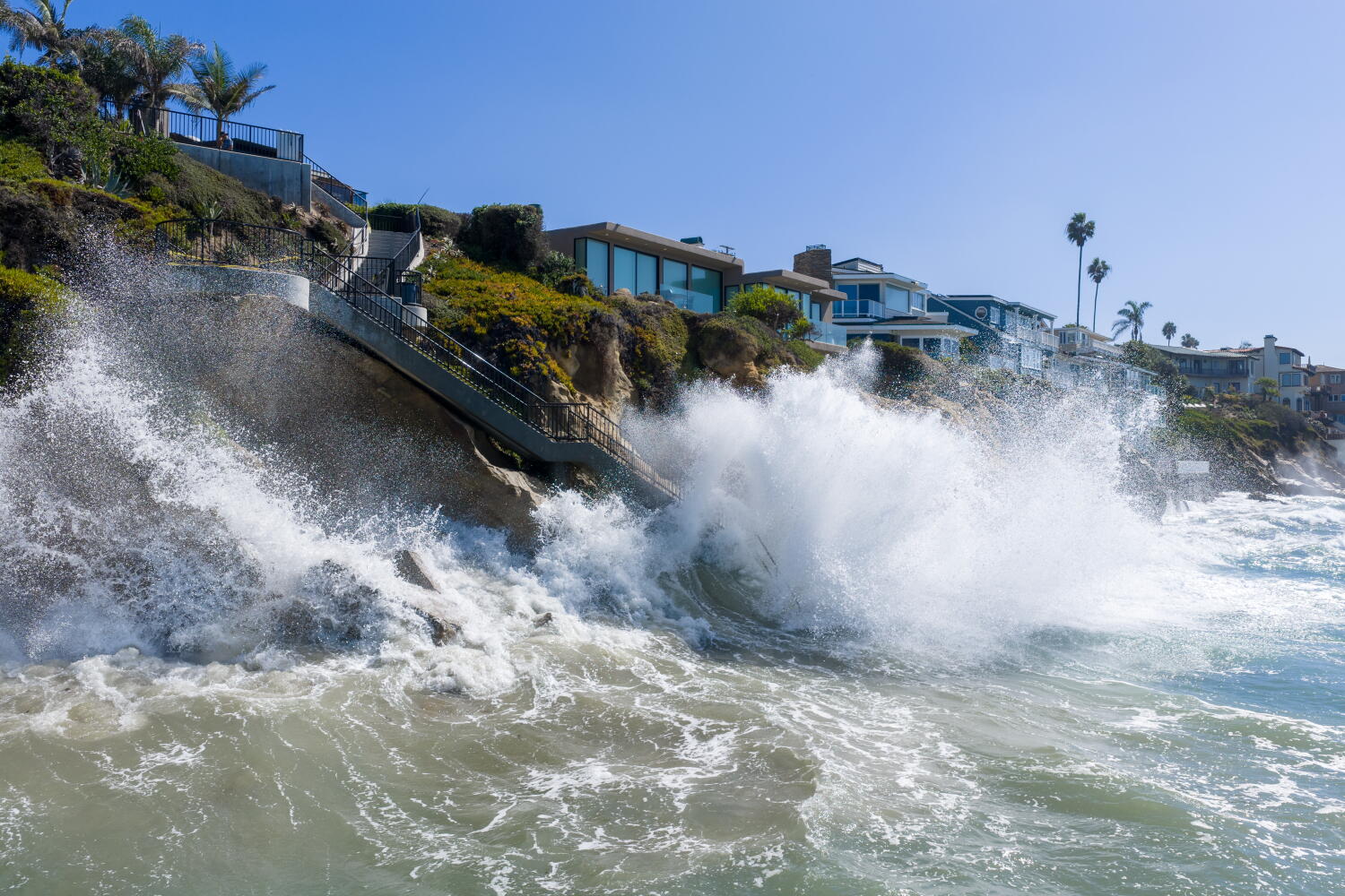 Kelvin wave hitting Southern California: What to expect as El Niño threatens the coast again